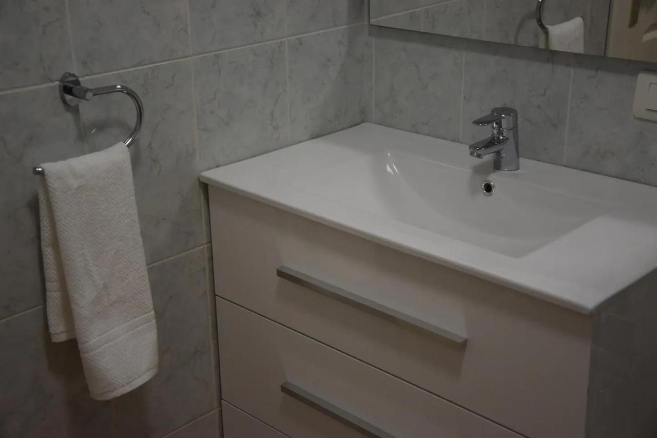 Bonito Y Tranquilo Apartamento En Los Abrigos Bagian luar foto